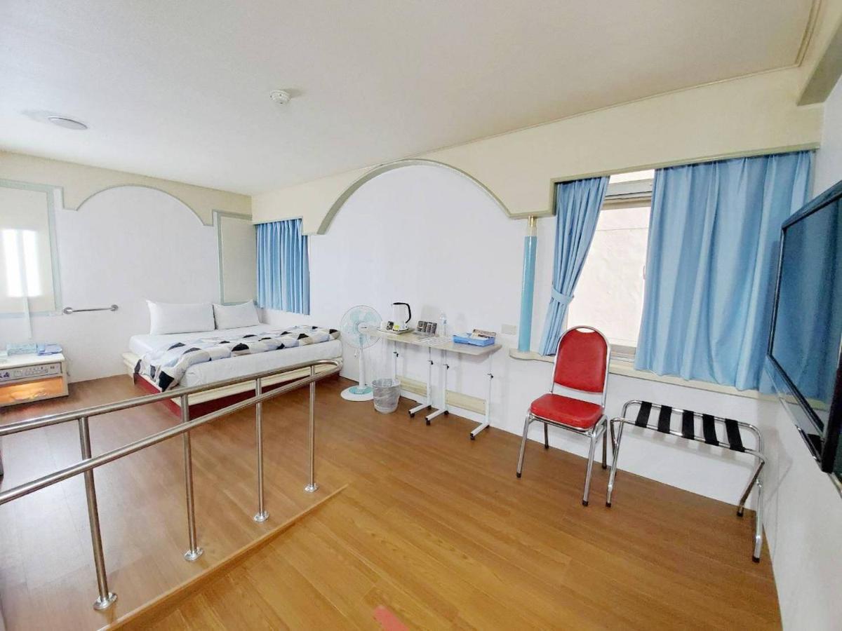 Hua Ku Hotel Đài Nam Ngoại thất bức ảnh