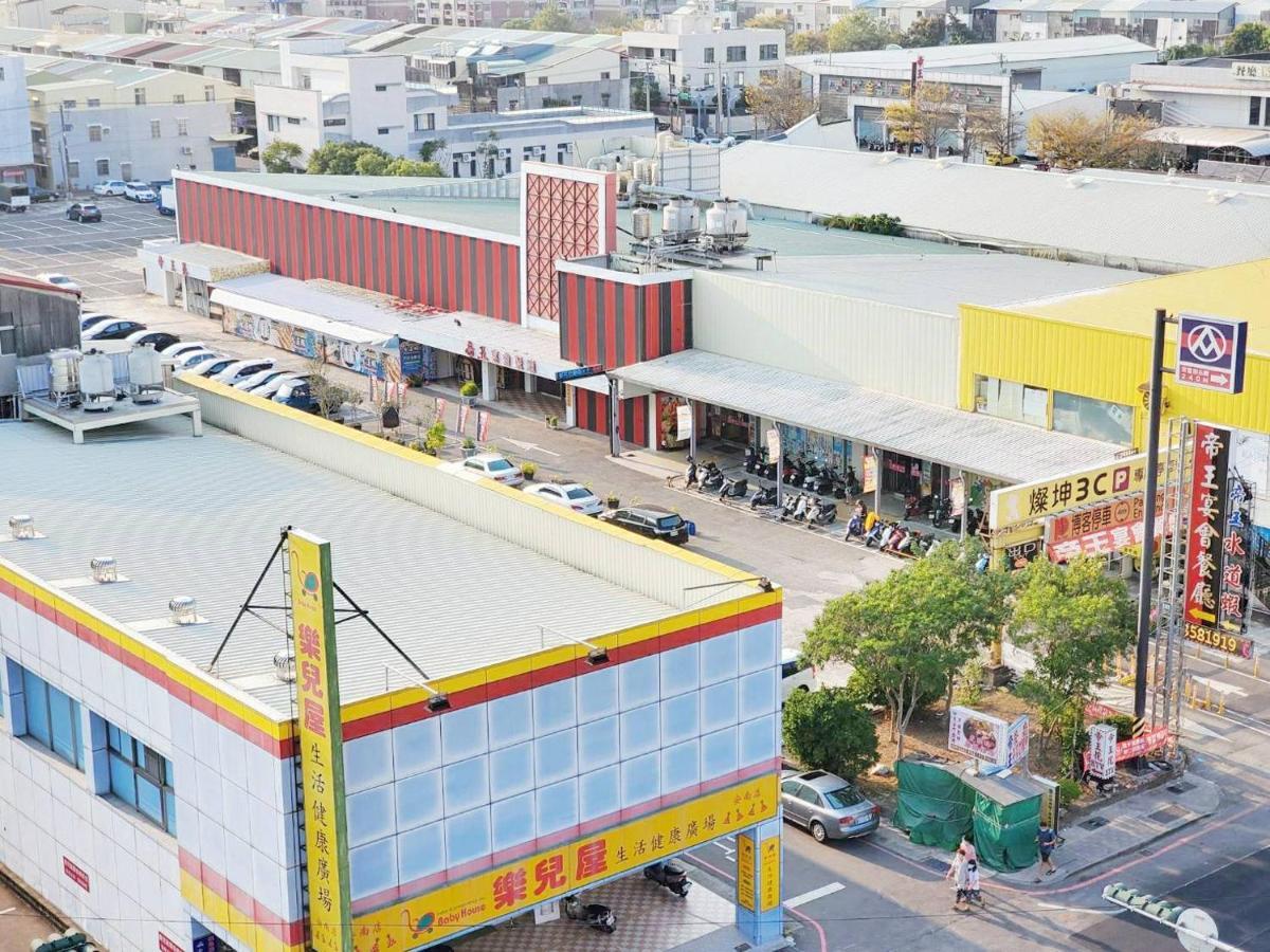 Hua Ku Hotel Đài Nam Ngoại thất bức ảnh