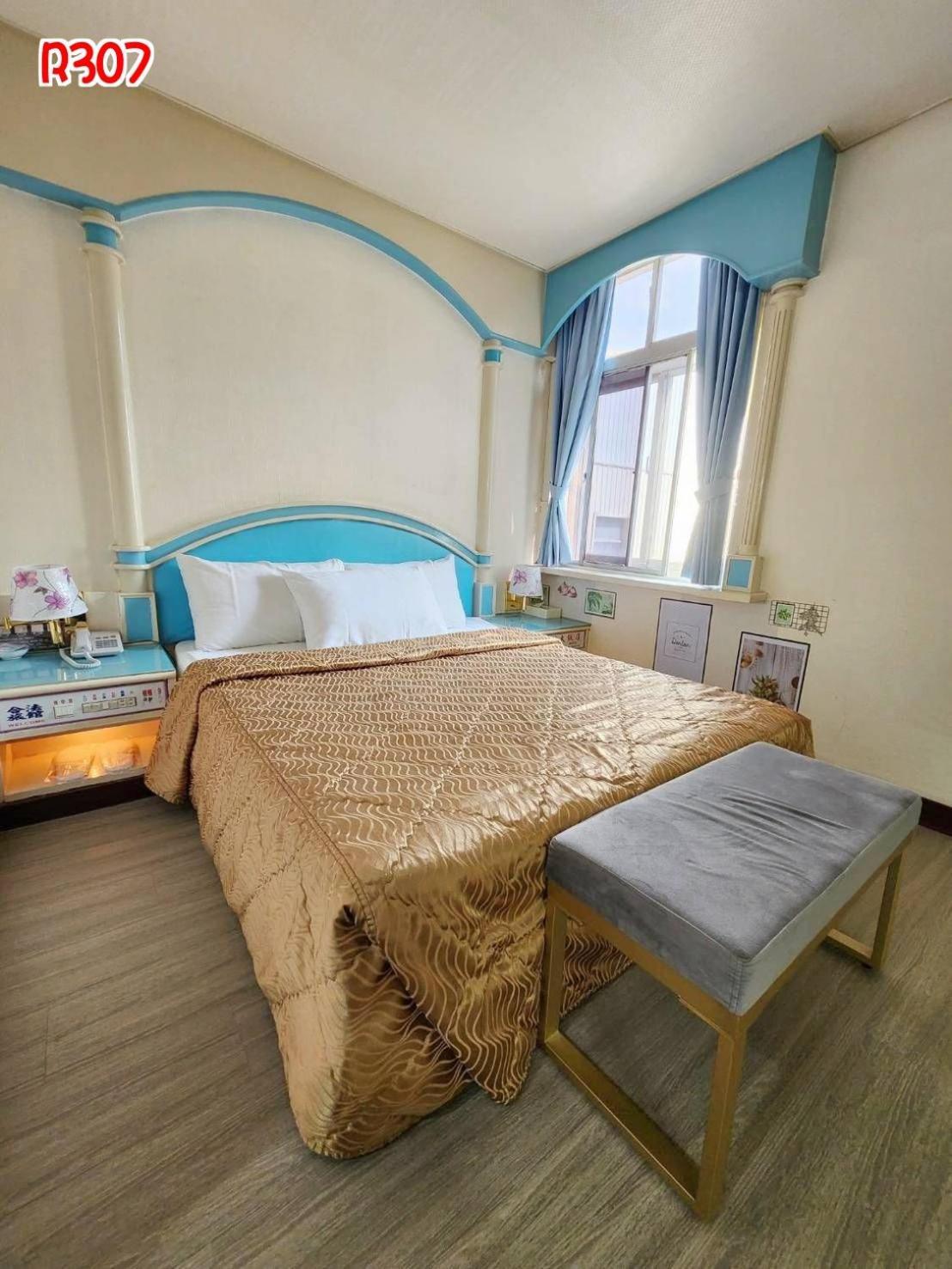 Hua Ku Hotel Đài Nam Ngoại thất bức ảnh